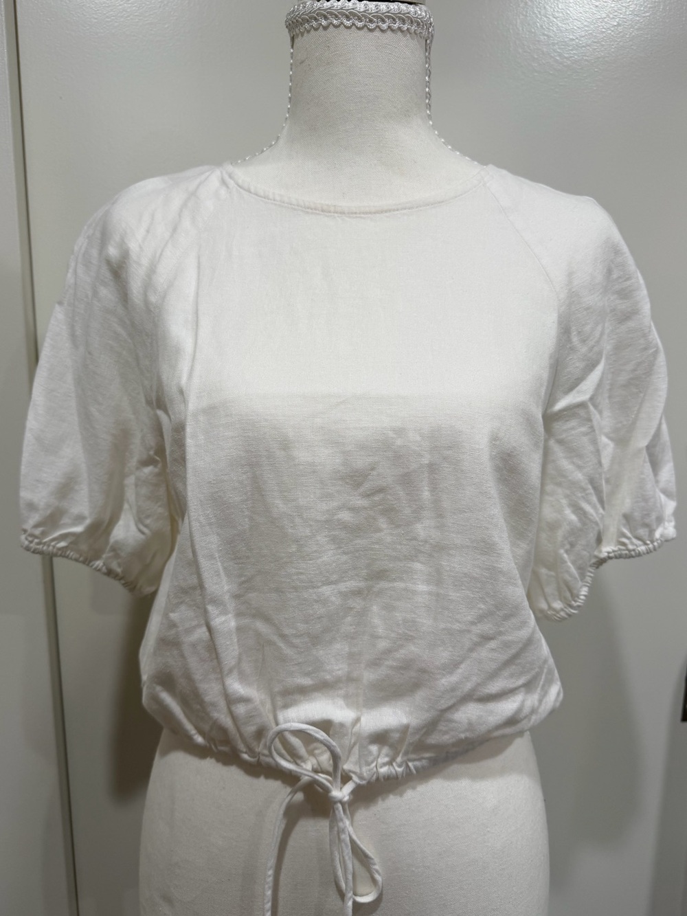Banana Republic White Puff Sleeve Drawstring Crop Top